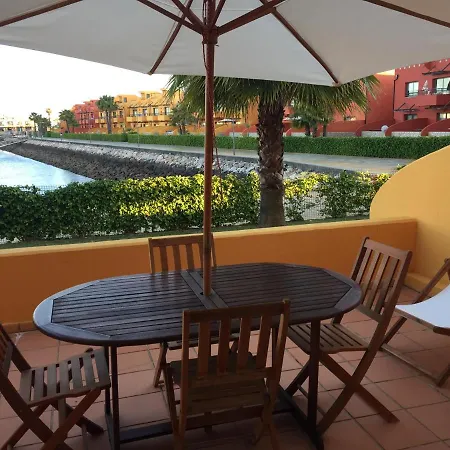 Luxury Apartment, Marina, & Pool Ii *