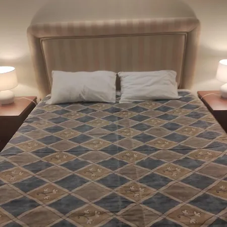 Appartement Luxury Apartment, Marina, & Pool Ii