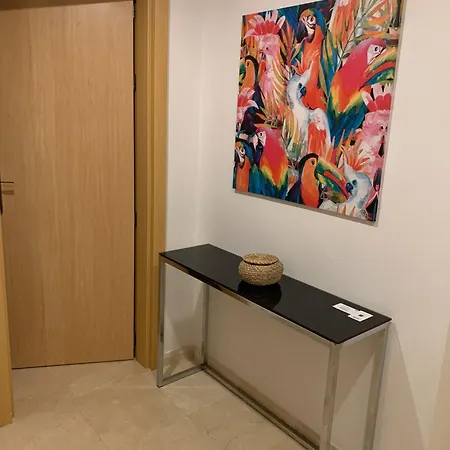 Luxury Apartment, Marina, & Pool Ii * 波尔蒂芒