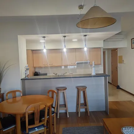 Апартаменти Luxury Apartment, Marina, & Pool Ii